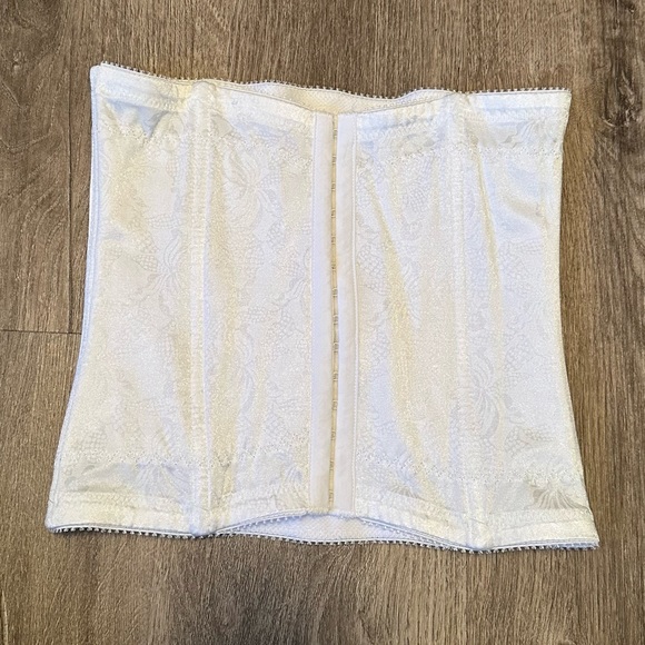 🔴FLEXEES White Corset - Picture 2 of 8